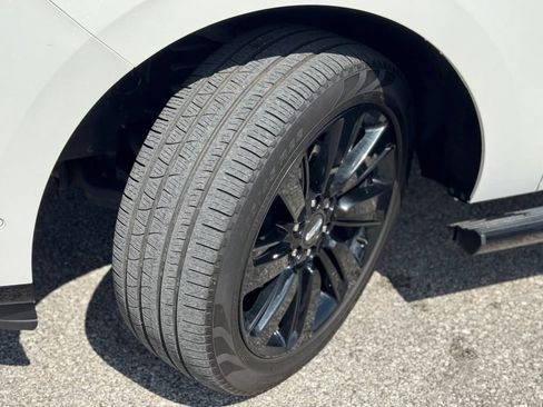 Used 2024 Lincoln Navigator L Reserve AWD/4WD image 45