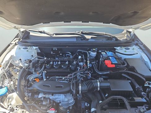 Certified 2023 Honda Accord EX image 28