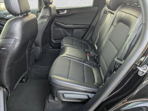 New 2025 Ford Escape SE image 14
