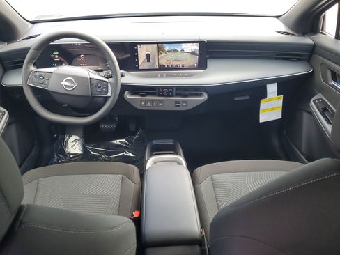 New 2026 Nissan Leaf image 9