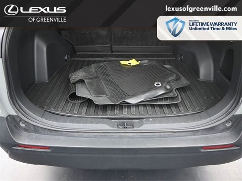 Used 2023 Toyota RAV4 XLE Premium image 33