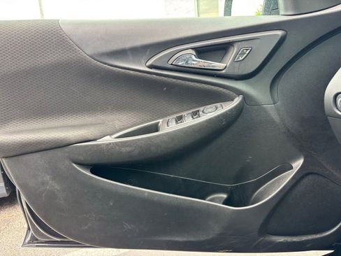 Used 2023 Chevrolet Malibu LT image 12