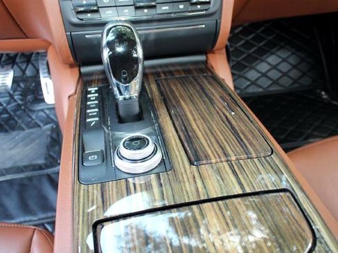 Used 2017 Maserati Quattroporte S GranLusso image 21