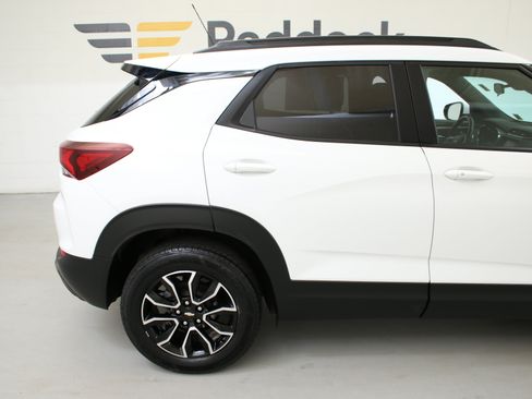 Used 2023 Chevrolet TrailBlazer ACTIV FWD image 10