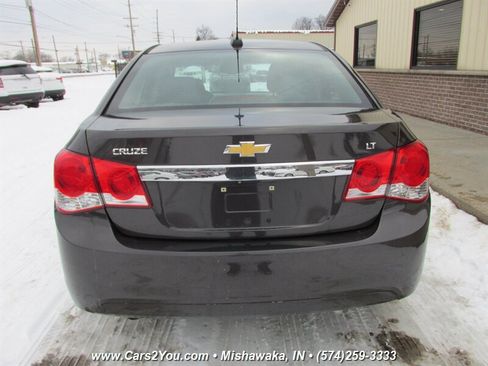 Used 2016 Chevrolet Cruze LT FWD image 6
