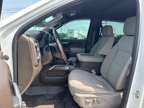 Used 2021 Chevrolet Silverado 1500 RST AWD/4WD image 13