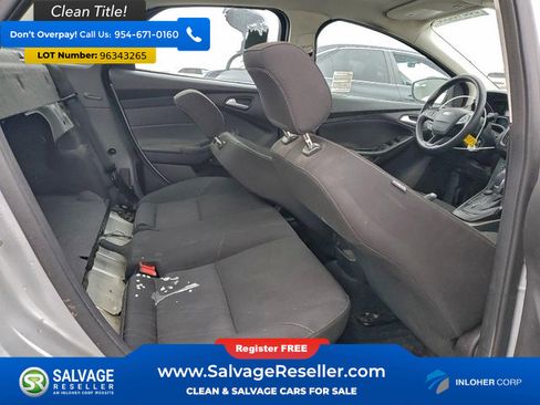 Used 2018 Ford Focus SE image 12