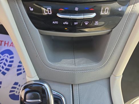 Used 2021 Cadillac XT6 Premium Luxury AWD/4WD image 18