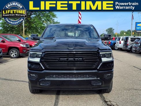 Used 2023 RAM 1500 Laramie AWD/4WD image 2