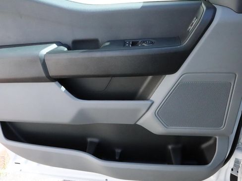 Used 2024 Ford F450 XL w/ XL Chrome Package image 17