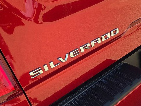 Used 2024 Chevrolet Silverado 3500 High Country w/ High Country Premium Package AWD/4WD image 14