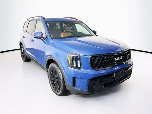 Certified 2024 Kia Telluride EX X-Line AWD/4WD image 3