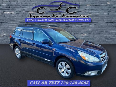 Used 2011 Subaru Outback 3.6R Limited w/ PWR Moonroof Pkg image 9