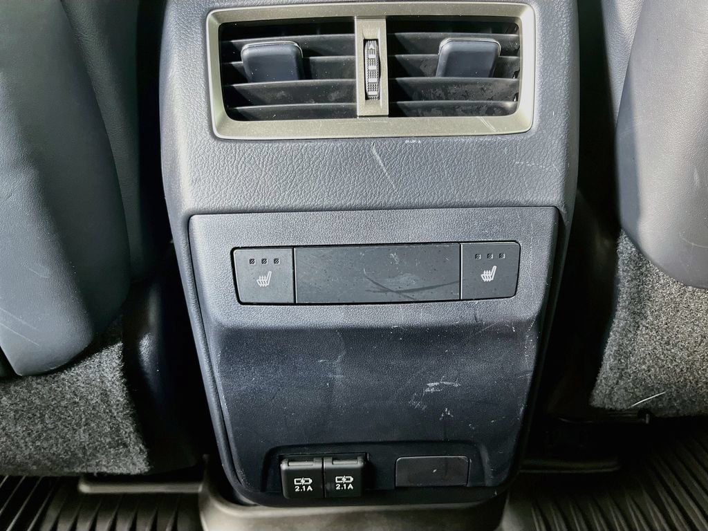 Used 2020 Lexus RX 450hL Luxury w/ Accessory Package AWD/4WD image 36