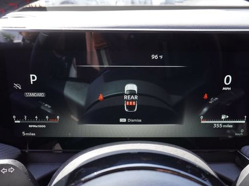Certified 2025 Nissan Kicks SR w/ Illumination Package FWD image 20
