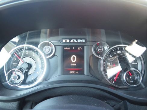 Used 2020 RAM 1500 Big Horn AWD/4WD image 14