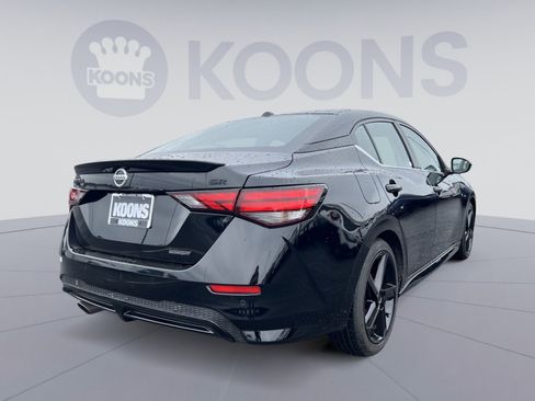 Used 2022 Nissan Sentra SR w/ Midnight Edition FWD image 16