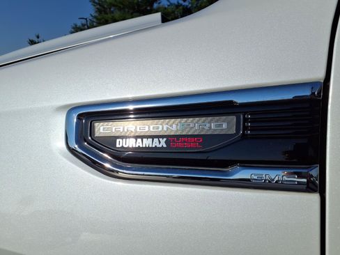 Used 2021 GMC Sierra 1500 Denali w/ Denali Ultimate Package AWD/4WD image 2