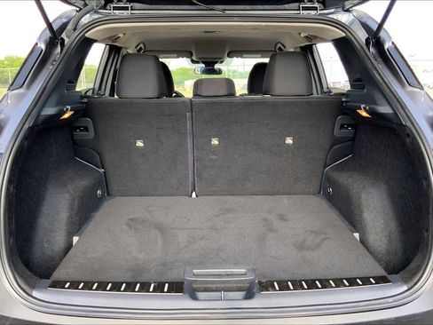 Used 2025 Nissan Kicks SV w/ Illumination Package image 34