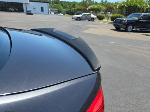 Used 2019 BMW 530i w/ Convenience Package RWD image 12