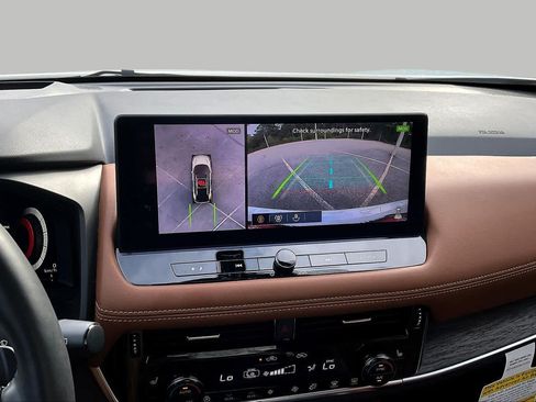 Used 2025 Nissan Rogue Platinum w/ Platinum Premium Package FWD image 53