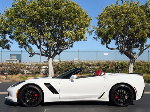 Used 2016 Chevrolet Corvette Z06 RWD image 5