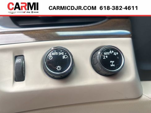 Used 2020 Cadillac Escalade Luxury AWD/4WD image 14