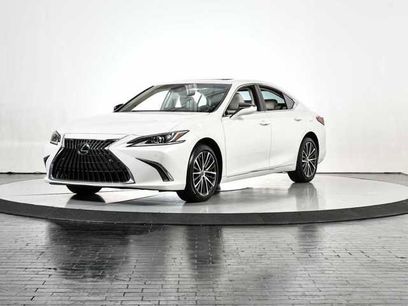 Certified 2024 Lexus ES 250 w/ Premium Package