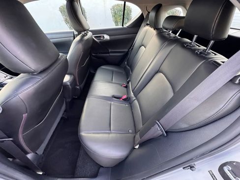 Used 2011 Lexus CT 200h Premium w/ Premium Audio Pkg FWD image 17