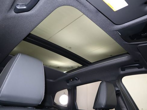 Used 2025 BMW X1 xDrive28i w/ Technology Package image 20