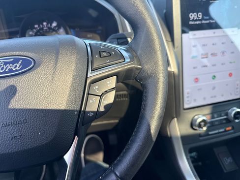 Used 2024 Ford Edge SEL w/ Convenience Package image 37
