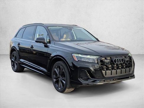 Used 2025 Audi Q7 3.0T Prestige w/ Prestige Package image 3