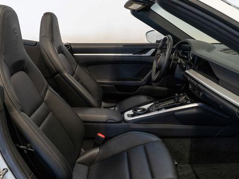 Used 2020 Porsche 911 Carrera S RWD image 12