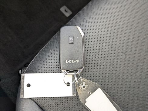 Certified 2023 Kia Sportage SX image 36