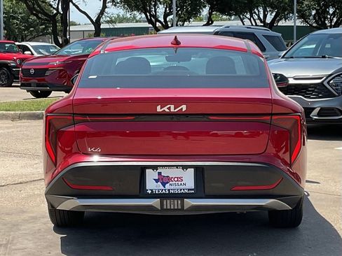 Used 2025 Kia K4 FWD image 6