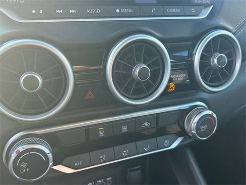 Certified 2025 Nissan Sentra SV image 17