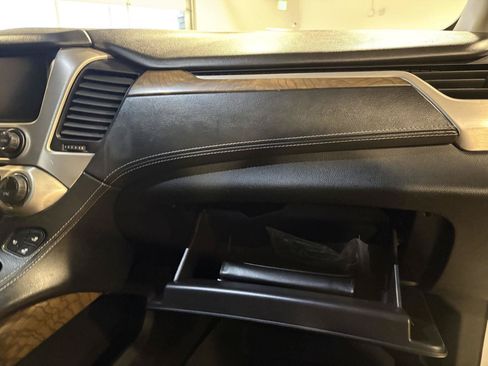 Used 2018 GMC Yukon Denali AWD/4WD image 46