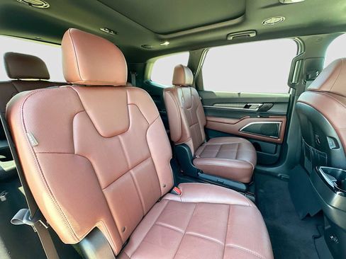 Used 2024 Kia Telluride SX FWD image 30