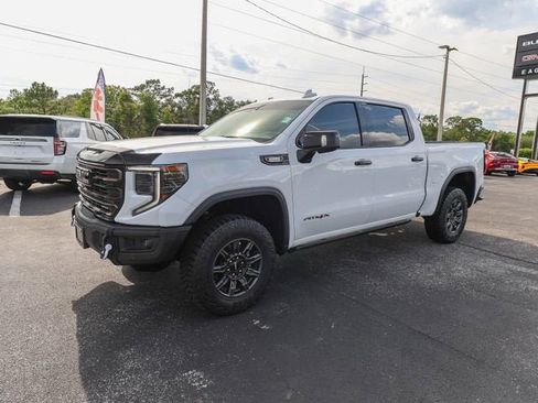 Used 2024 GMC Sierra 1500 AT4X AWD/4WD image 4