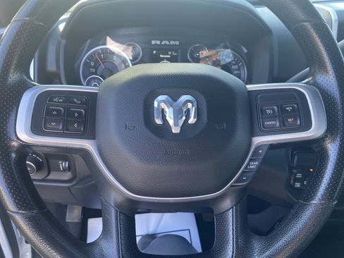 Used 2022 RAM 2500 Big Horn AWD/4WD image 10