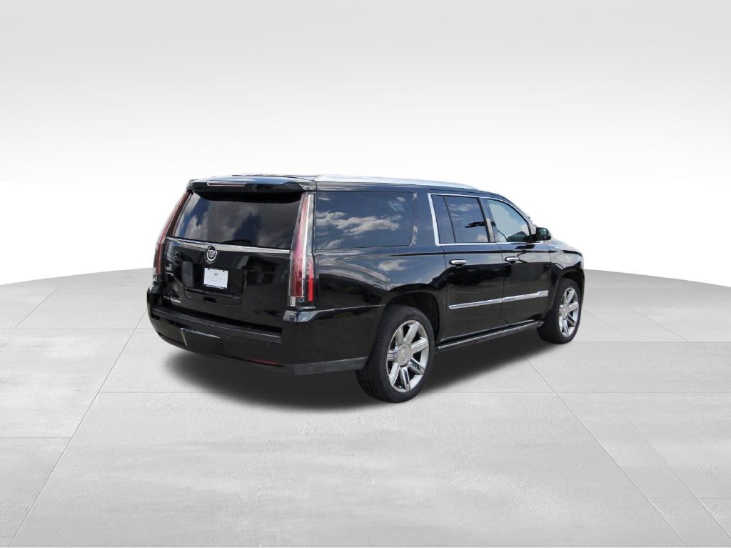 Used 2015 Cadillac Escalade ESV Premium RWD image 4