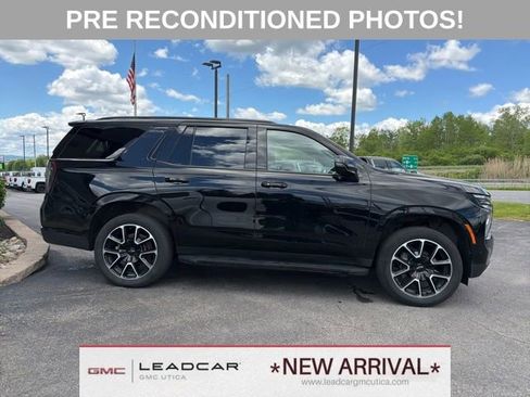 Used 2025 Chevrolet Tahoe RST w/ Comfort Package AWD/4WD image 6