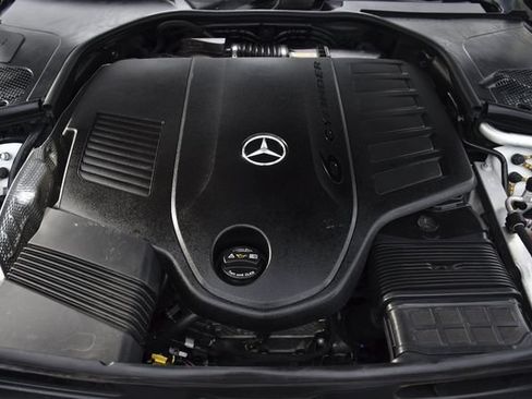 Used 2023 Mercedes-Benz S 500 4MATIC image 32