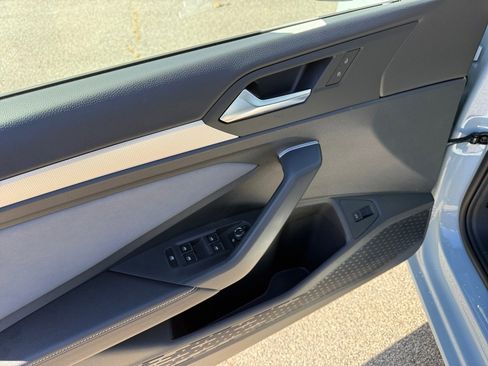 New 2026 Volkswagen Jetta SE image 32