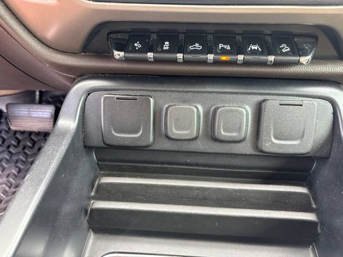 Used 2017 GMC Sierra 1500 Denali AWD/4WD image 19