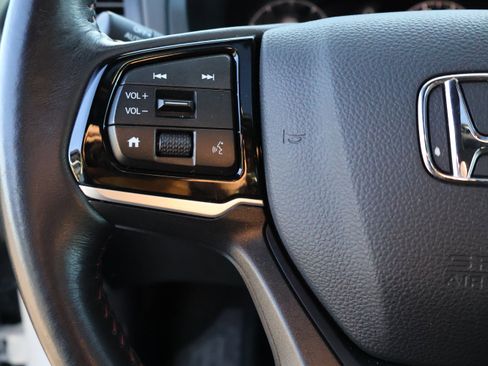 Used 2025 Honda Odyssey Sport-L image 33