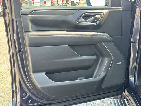 Used 2023 GMC Yukon AT4 w/ AT4 Premium Plus Package image 14