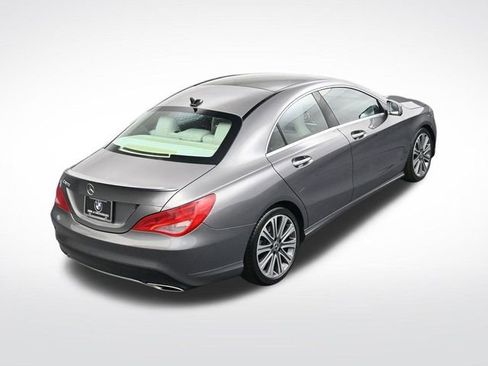 Used 2018 Mercedes-Benz CLA 250 image 26