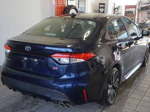 Used 2022 Toyota Corolla SE w/ SE Premium Package image 13