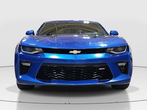 Used 2018 Chevrolet Camaro SS image 2